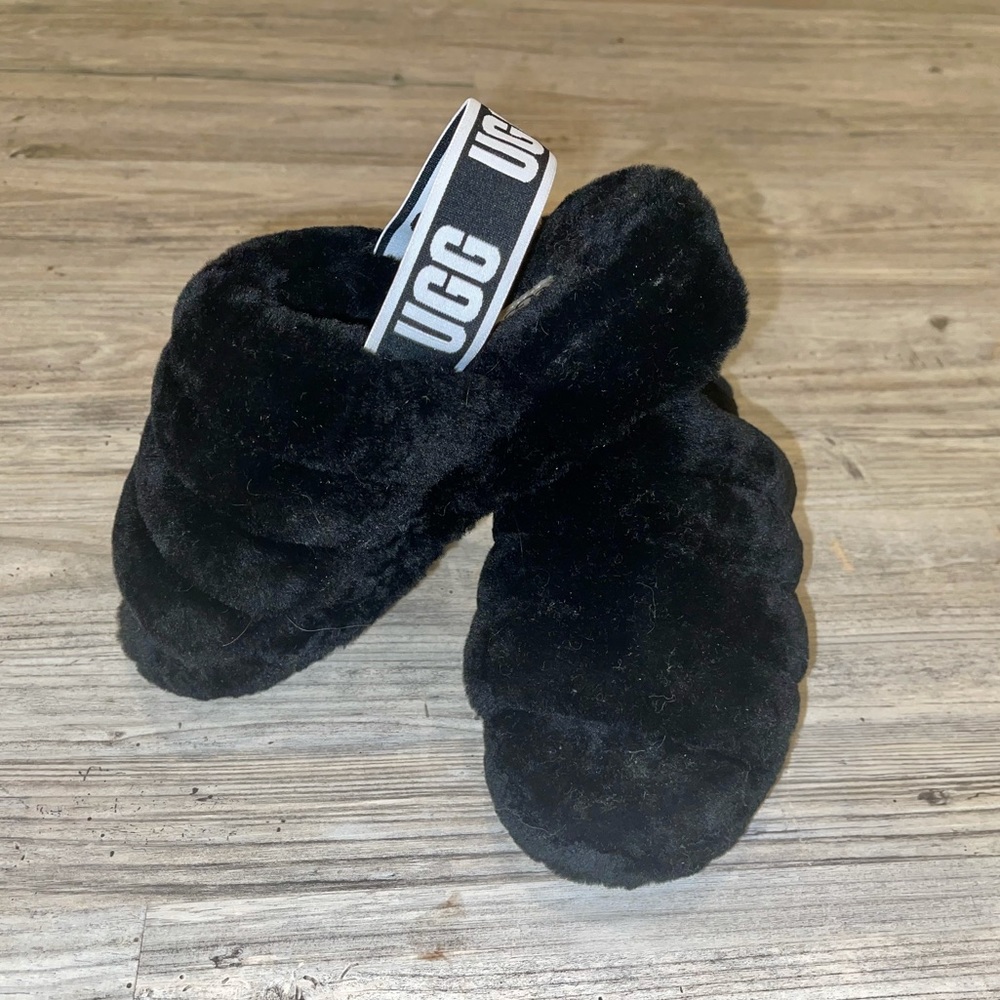 Women’s UGG FLUFF YEAH Slide/Slipper, Black | Size 7